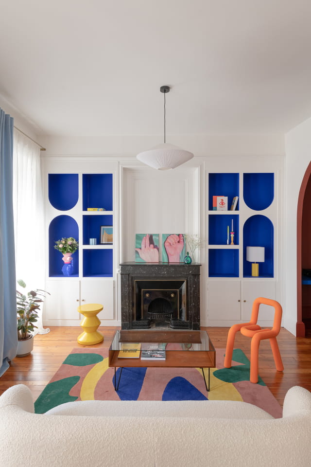 Salón contemporáneo azul