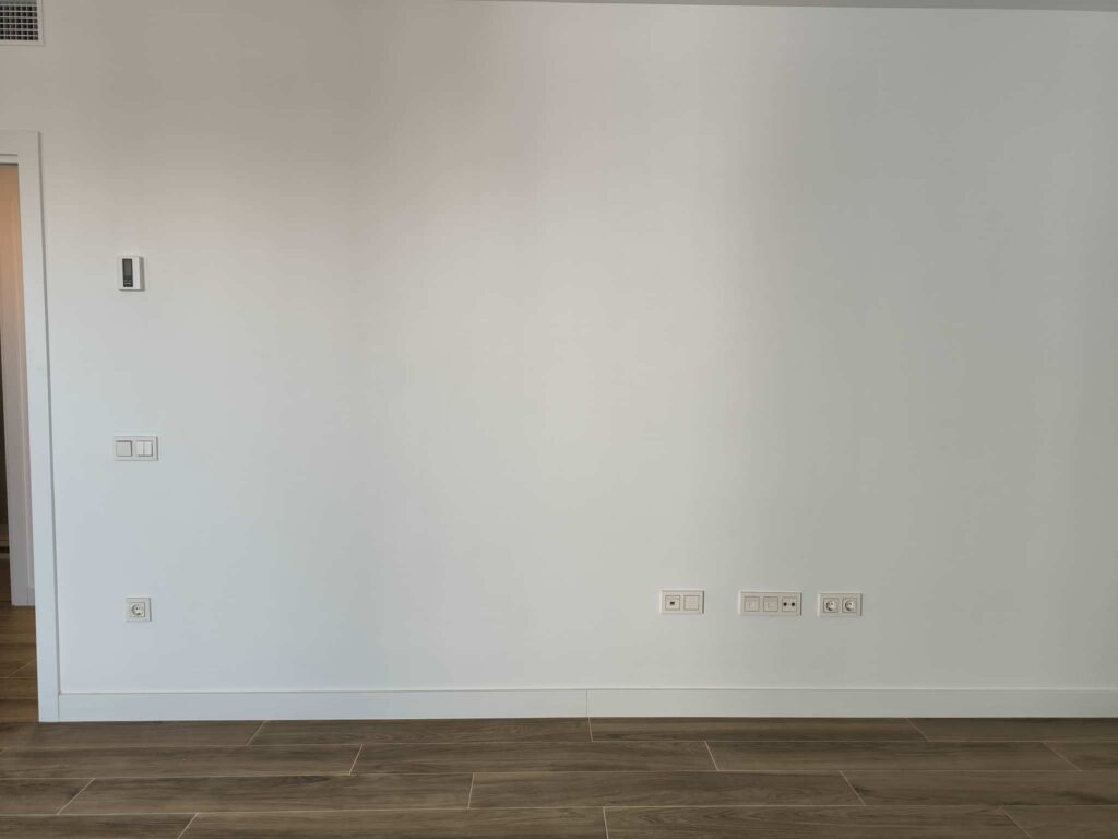 Pared-del-sofa-antes