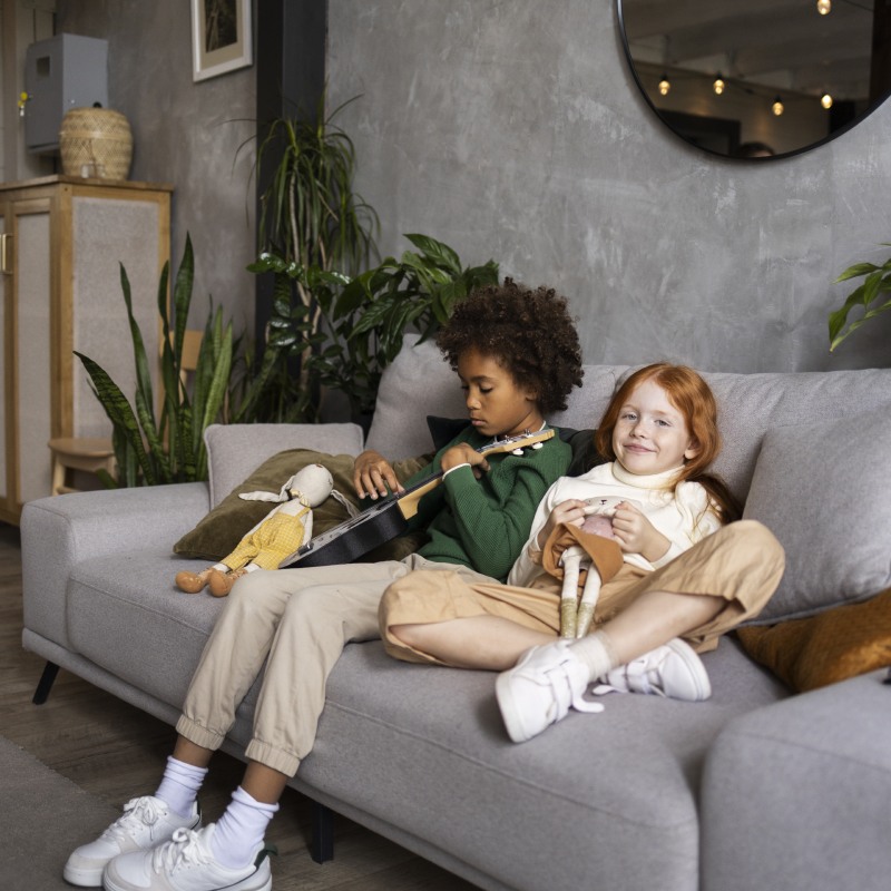 sofa-con-niños